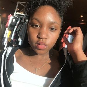 Meet your Posher, Camryn